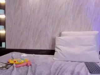 Camsoda Adult Video Chat of emi-ricci