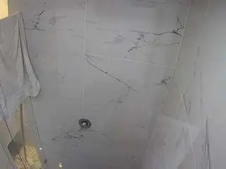 Camsoda Nude Webcam of voyeurcam-casa-salsa-bathroom-11