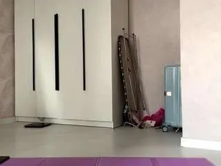 Camsoda Nude Webcam of rosenabrezina