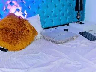 Camsoda Free Live Porn of parisroa