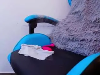 Camsoda Sex Chat of klylls-squirt