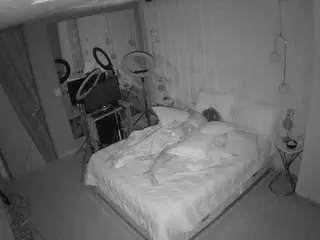Camsoda Private Sex Chat of voyeurcam-casa-salsa-bedroom-2