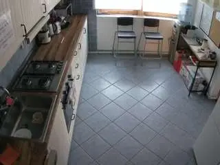 Camsoda Live Sex Cam of voyeurcam-julmodels-kitchen-2