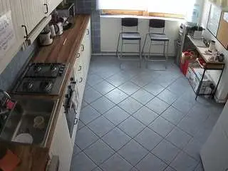 Camsoda Best Webcam of voyeurcam-julmodels-kitchen-2