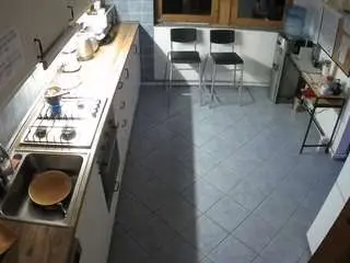 Camsoda Private Sex Chat of voyeurcam-julmodels-kitchen-2