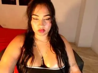 Camsoda Free Live Porn of queenofsquirt