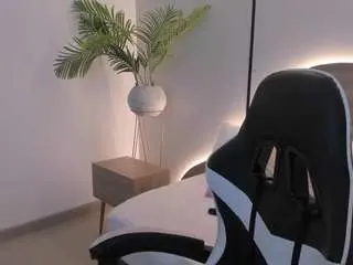 Camsoda Watch Live Sex Cams of mia-slora