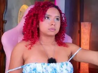Camsoda Adult Video Chat of lara-curly