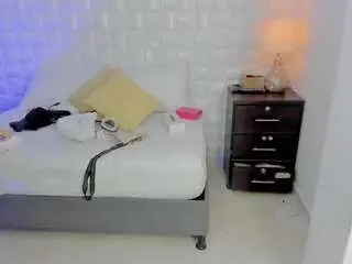Camsoda Adult Video Chat of antonella-lovee