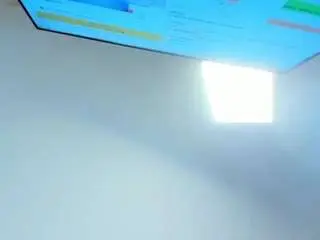 Camsoda Nude Webcam of leahrouss