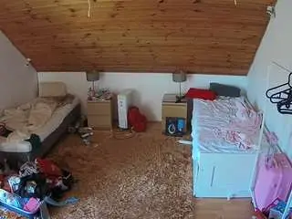 Camsoda Best live sex cam show of voyeurcam-julmodels-whitebed-3