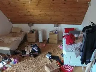 Camsoda Adult Video Chat of voyeurcam-julmodels-whitebed-3