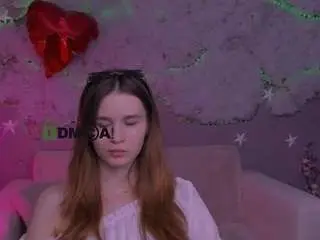 Camsoda Sex Cam of angie-foxy1