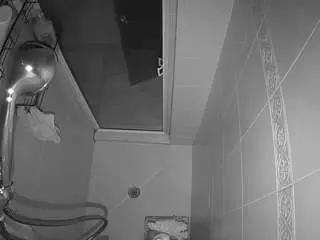 Camsoda Private Sex Chat of voyeurcam-baileybase-shower