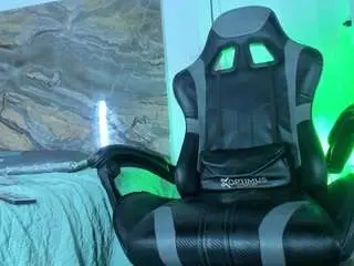 Camsoda Free Porn Cam of strikeandsweet