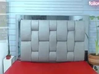Camsoda Sex Cam of evelinzaens