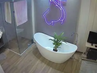 Camsoda Sex Chat of voyeurcam-casa-salsa-bathroom-5