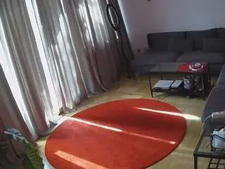 Camsoda Adult Webcam of voyeurcam-julmodels-living-1