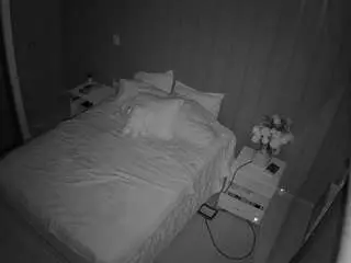 Camsoda Free Live Porn of voyeurcam-casa-salsa-bedroom-7