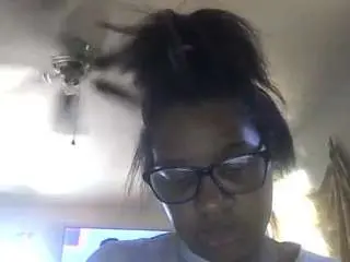 Camsoda Sex Cam of prettylightskin