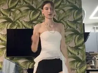 Camsoda Nude Webcam of narcisabeazer