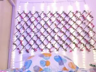 Camsoda Adult Webcams of naughtyebonyy