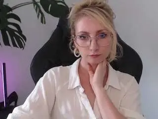 Camsoda Adult Webcam of cinderellamoon