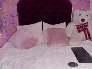 Camsoda Free Live Porn of lunabloomm