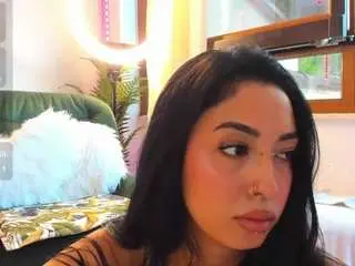 Camsoda Nude Webcam of awesome-jolie