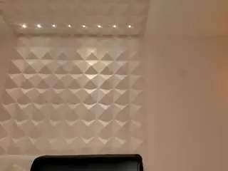 Camsoda Live Sex of paulinesanz
