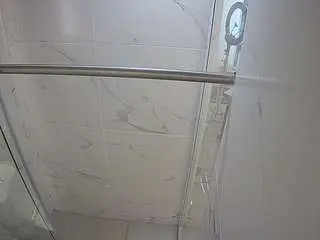 Camsoda Free Porn Cam of voyeurcam-casa-salsa-bathroom-9