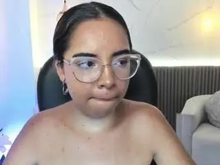 Camsoda Live Sex Cam of alana-martiins