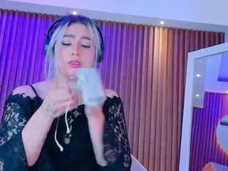 Camsoda Sex Chat of emily-white9