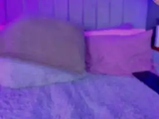 Camsoda Sex Cam of kim-sttone