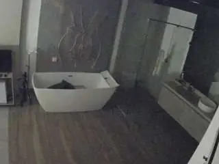 Camsoda Nude Webcam of voyeurcam-casa-salsa-bathroom-4
