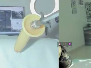 Camsoda Watch Live Sex Cams of emily-philip