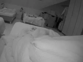 Camsoda Sex Chat of voyeurcam-julmodels-bed-1