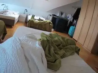 Camsoda Free Live Porn of voyeurcam-julmodels-bed-1