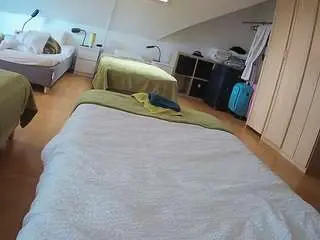 Camsoda Best live sex cam show of voyeurcam-julmodels-bed-1