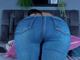 Camsoda Free Porn Cam of dulceaurora1