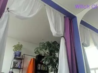 Camsoda Sex Cam of luna-dubois