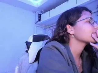 Camsoda Adult Webcam of lady-brownnnn