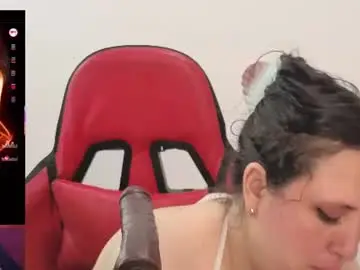 Chaturbate Live Sex Cam of valeryadams_1