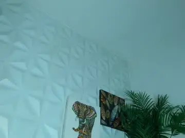 Chaturbate Adult Video Chat of hellen_sky_