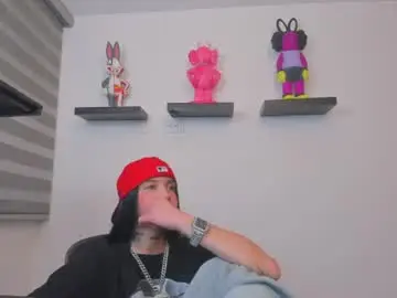 Chaturbate Live Sex Cam of gangster_girl