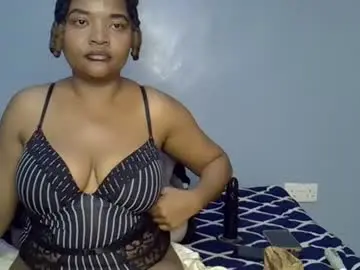 Chaturbate Adult Video Chat of busty_kenzi