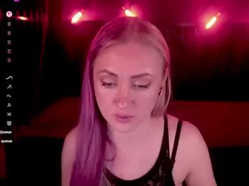 Chaturbate Sex Cam of dramaquenn
