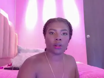 Chaturbate Nude Webcam of lovequeen02