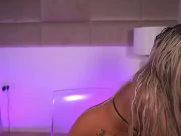 Chaturbate Live Porn of hellenroyy