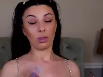 Chaturbate Free Porn Cam of sweetyallye